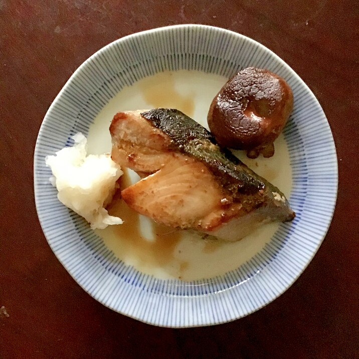 ワカシの粕漬けと焼き椎茸 レシピ 作り方 By とりあえず乾杯 楽天レシピ ワカシの粕漬けと焼き椎茸 レシピ 作り方 By とりあえず乾杯 楽天レシピ